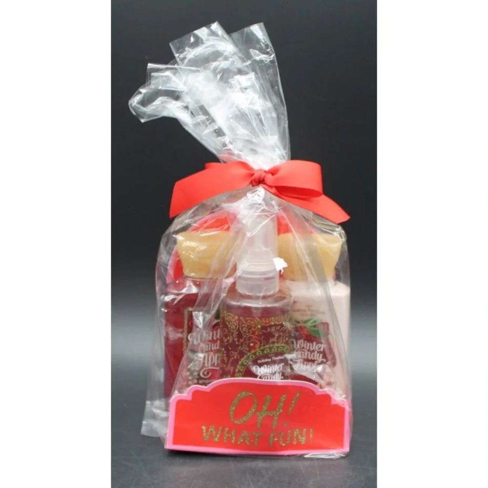 Bath & Body Works Winter Candy Apple Gift Set Lotion Shower Gel Mist 3 Oz